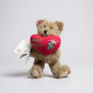 Mary Merry Kissmas bear from Boyds Bears